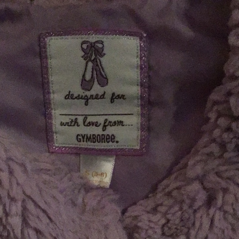 Vest - Picture 2 of 4